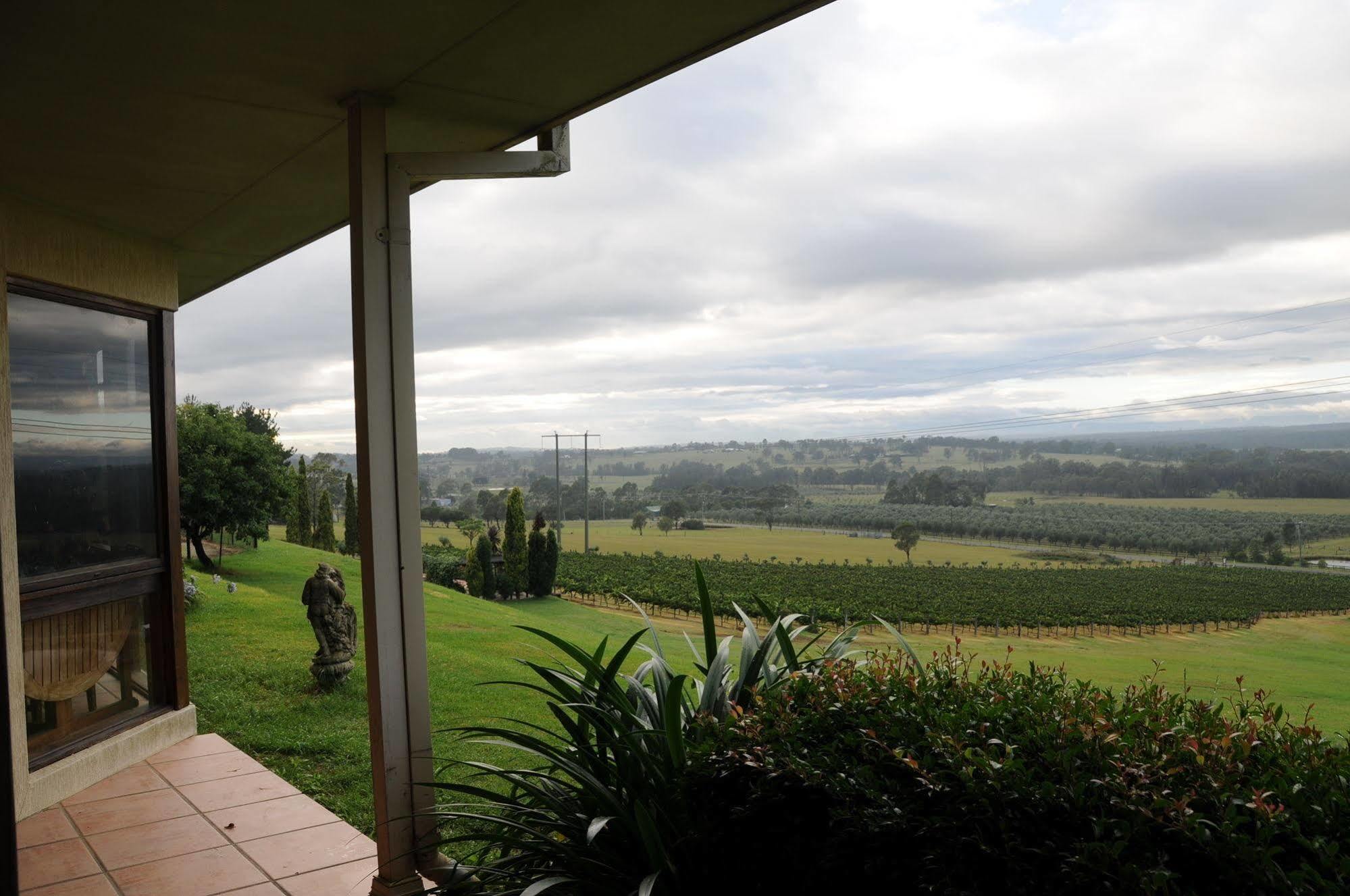 Sovereign Hill Country Lodge Lovedale Exterior photo